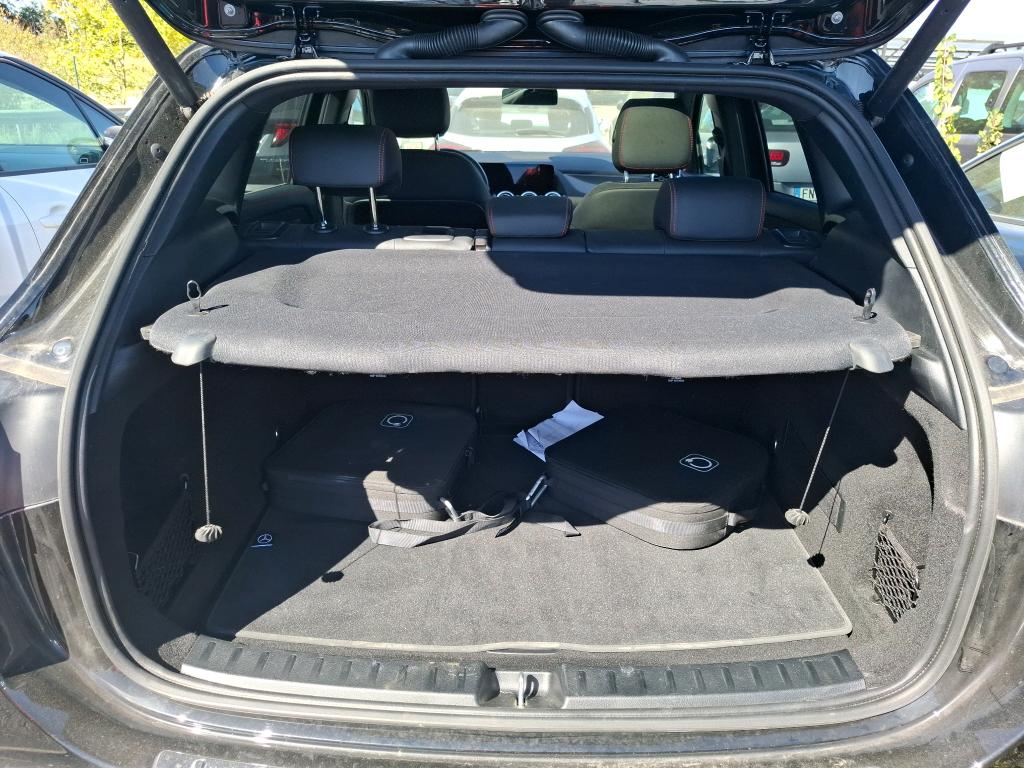 MERCEDES-BENZ GLA 250 e Hybrid EQ 8G-DCT AMG Line 2025