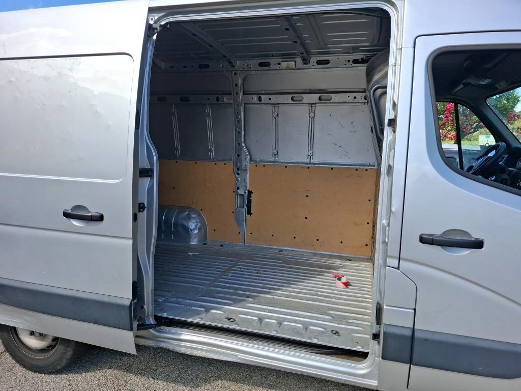 RENAULT MASTER FOURGON FGN TRAC F3300 L2H2 DCI 135 GRAND CONFORT 2021