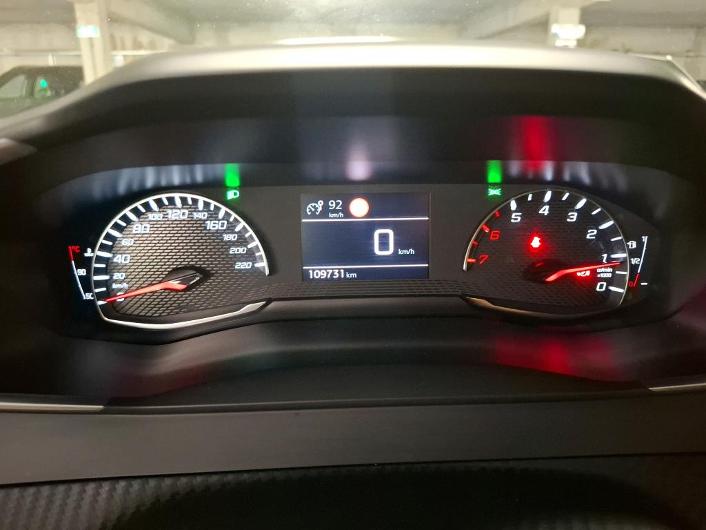PEUGEOT 2008 BUSINESS BlueHDi 110 S&S BVM6 Active 2021
