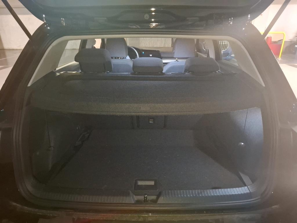 VOLKSWAGEN GOLF 2.0 TDI SCR 115 DSG7 Life Business 2022