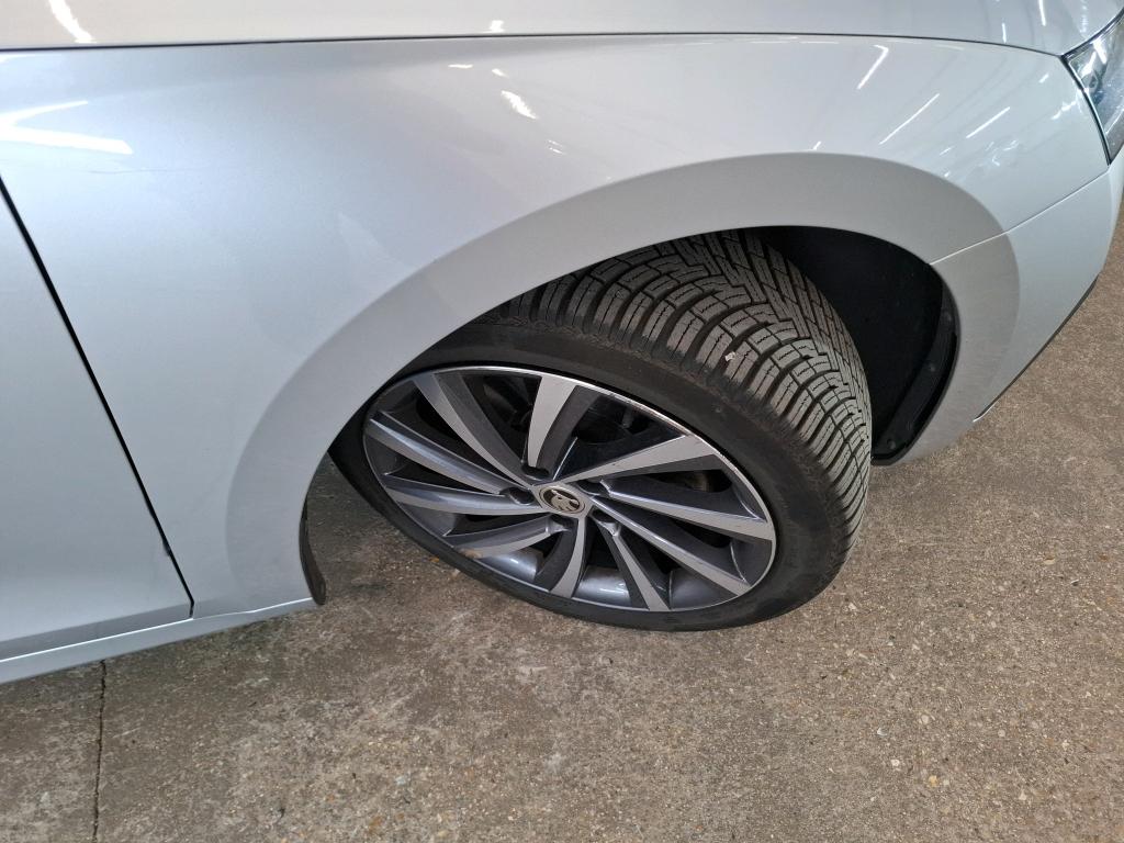 SKODA OCTAVIA COMBI 1.4 TSI PHEV iV 204 ch DSG6e Style 2022