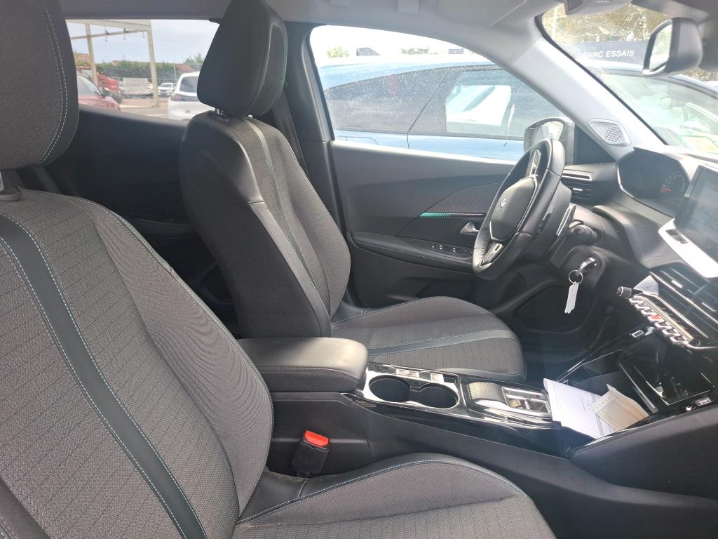PEUGEOT 2008 BlueHDi 130 S&S EAT8 Allure 2022