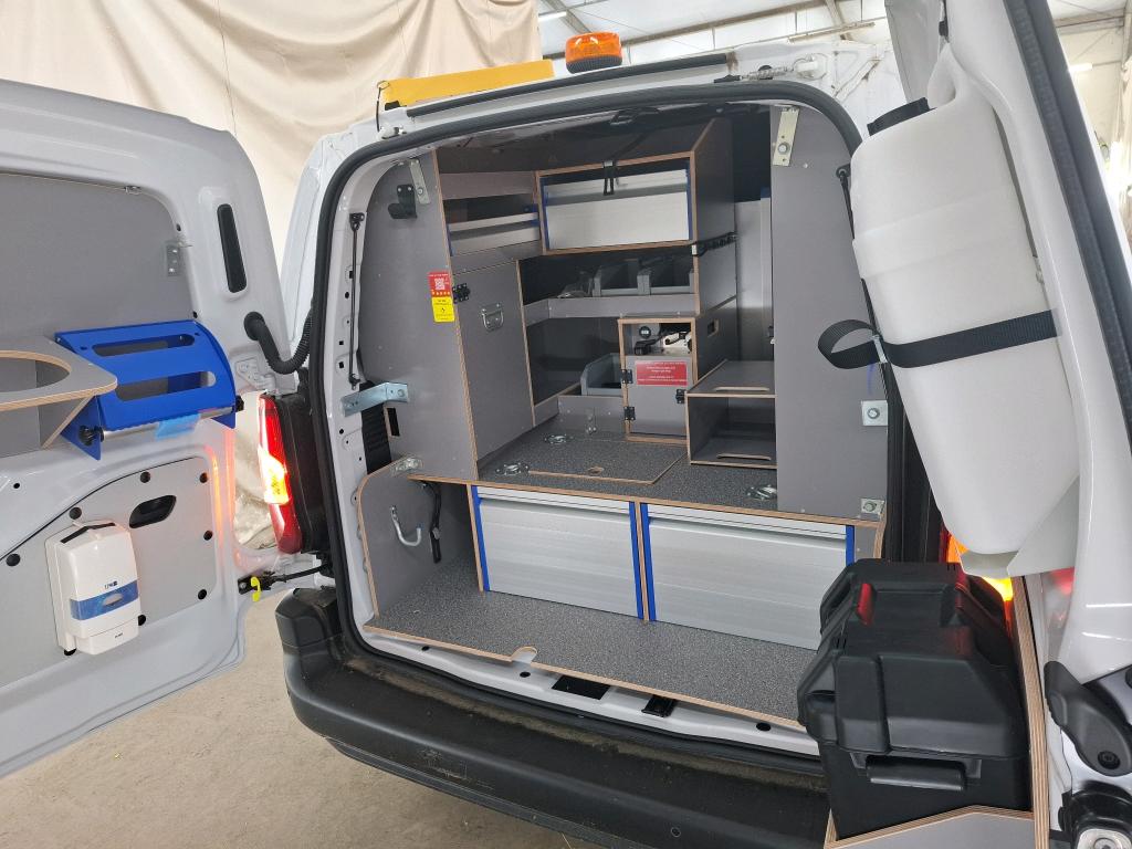 PEUGEOT PARTNER FGN FOURGON E-PARTNER M 800 KG 136 CH BATTERIE 51 KWH - 2025