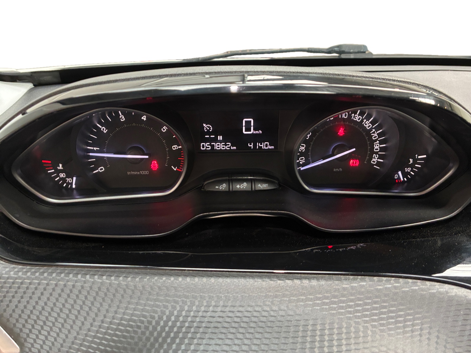 PEUGEOT 208 Style PureTech 82 BVM5 5 ptes 2017