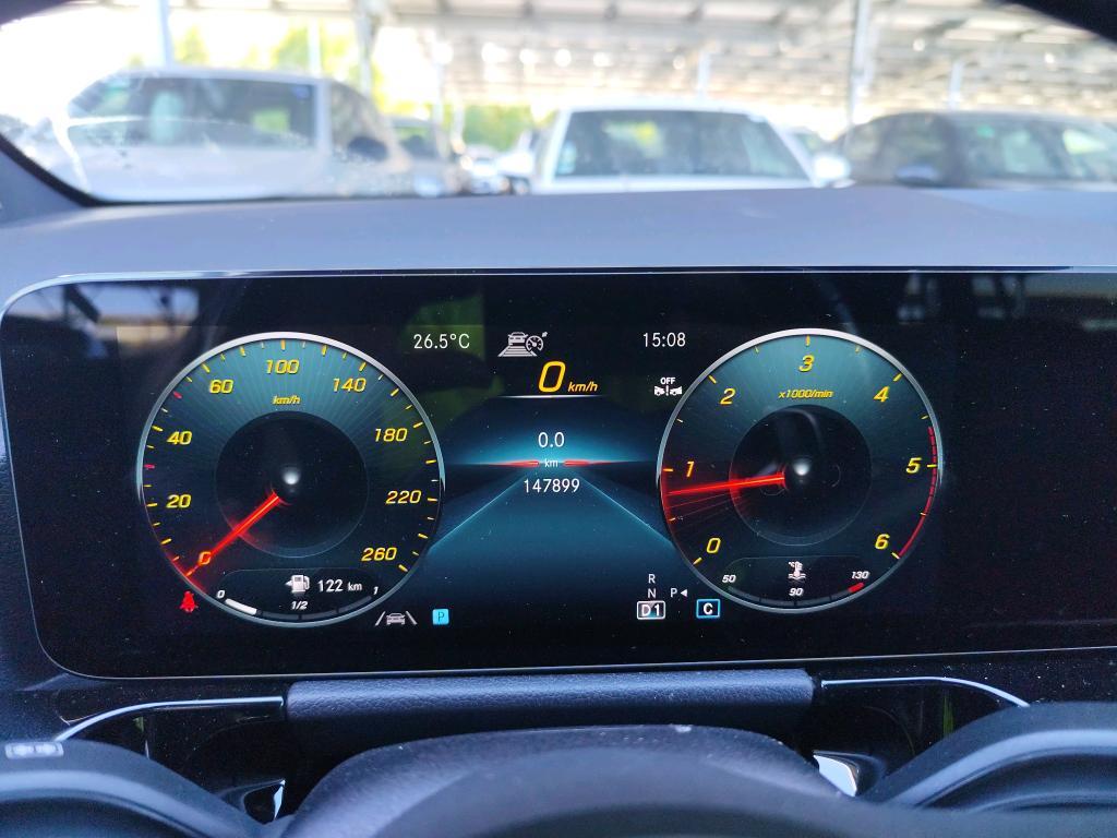 MERCEDES-BENZ MERCEDES GLA II 200 d 8G-DCT AMG Line 2022