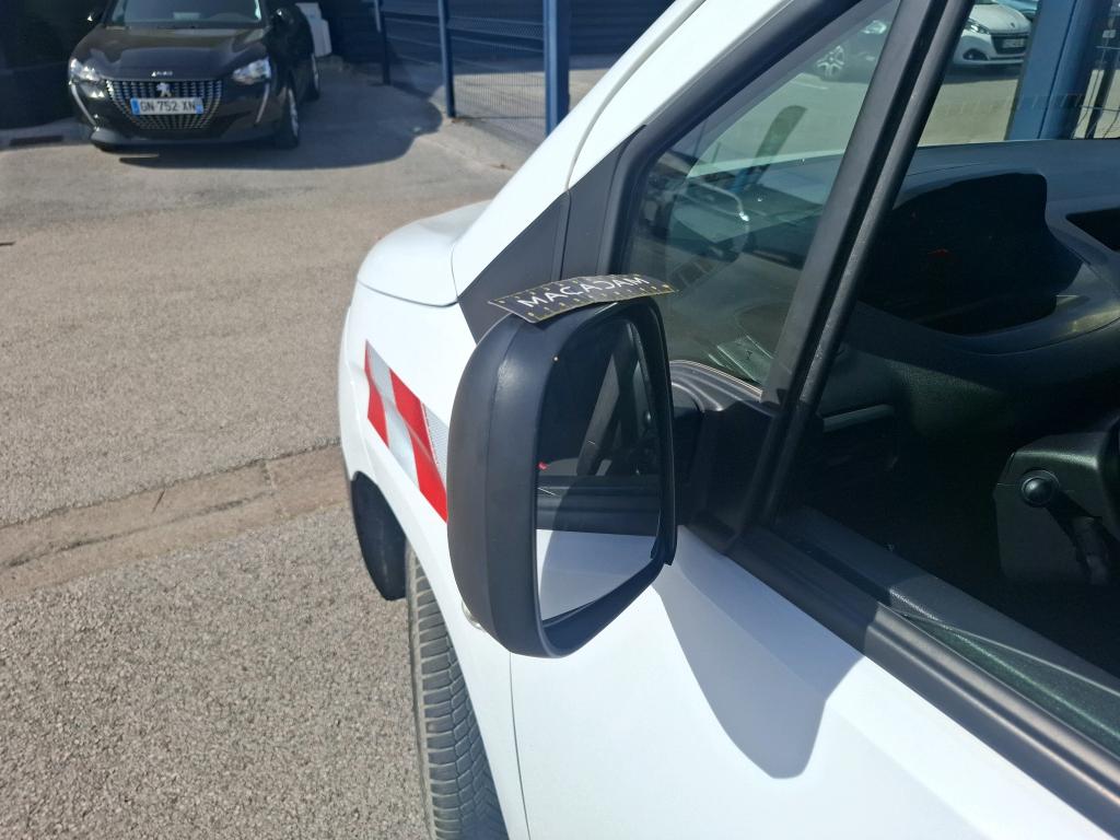 PEUGEOT PARTNER FOURGON STANDARD 650 KG BLUEHDI 100 S&S BVM6 PREMIUM 2022