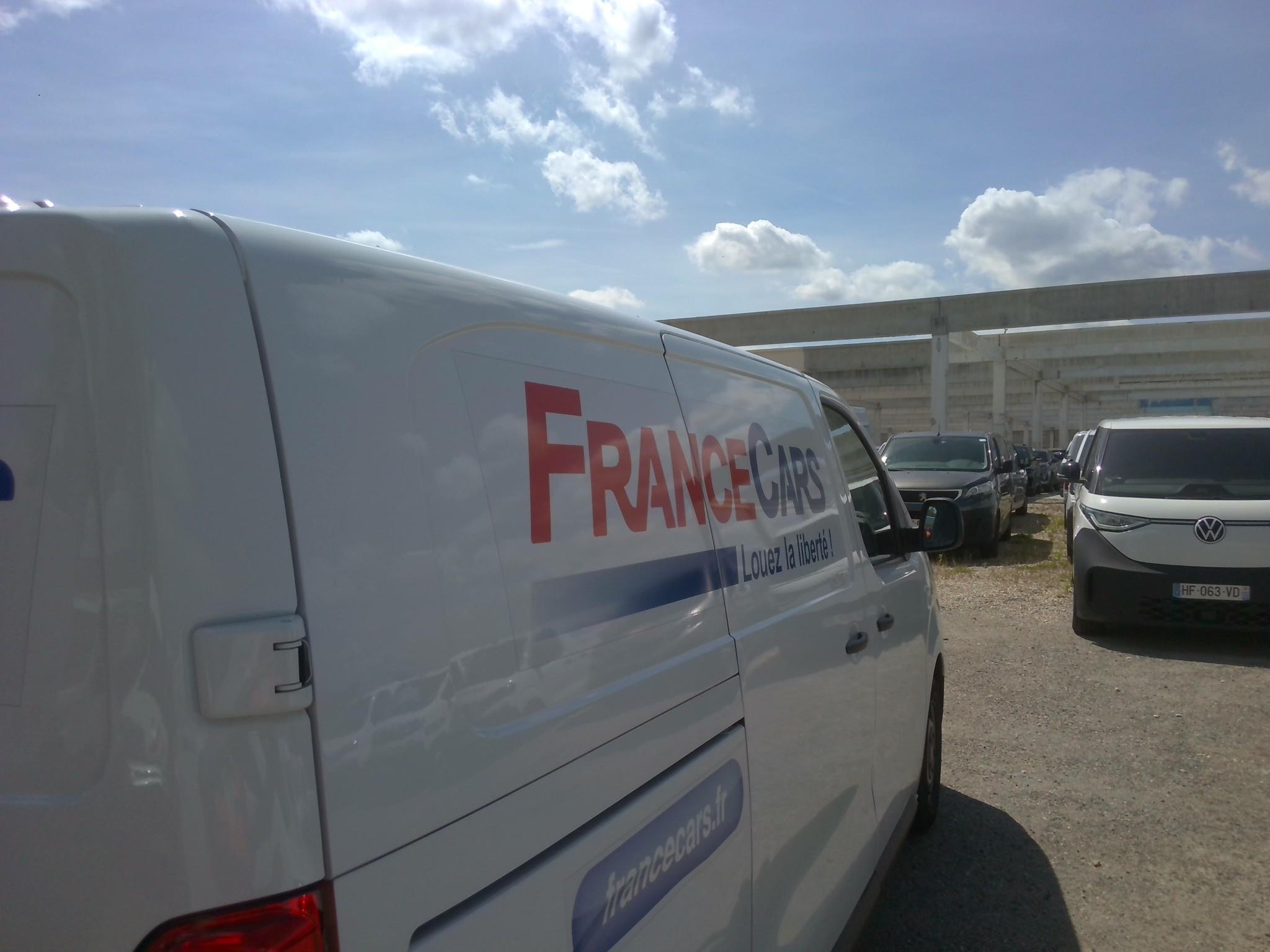 PEUGEOT EXPERT FOURGON FGN M BLUEHDI 120 S&S BVM6 - 2025