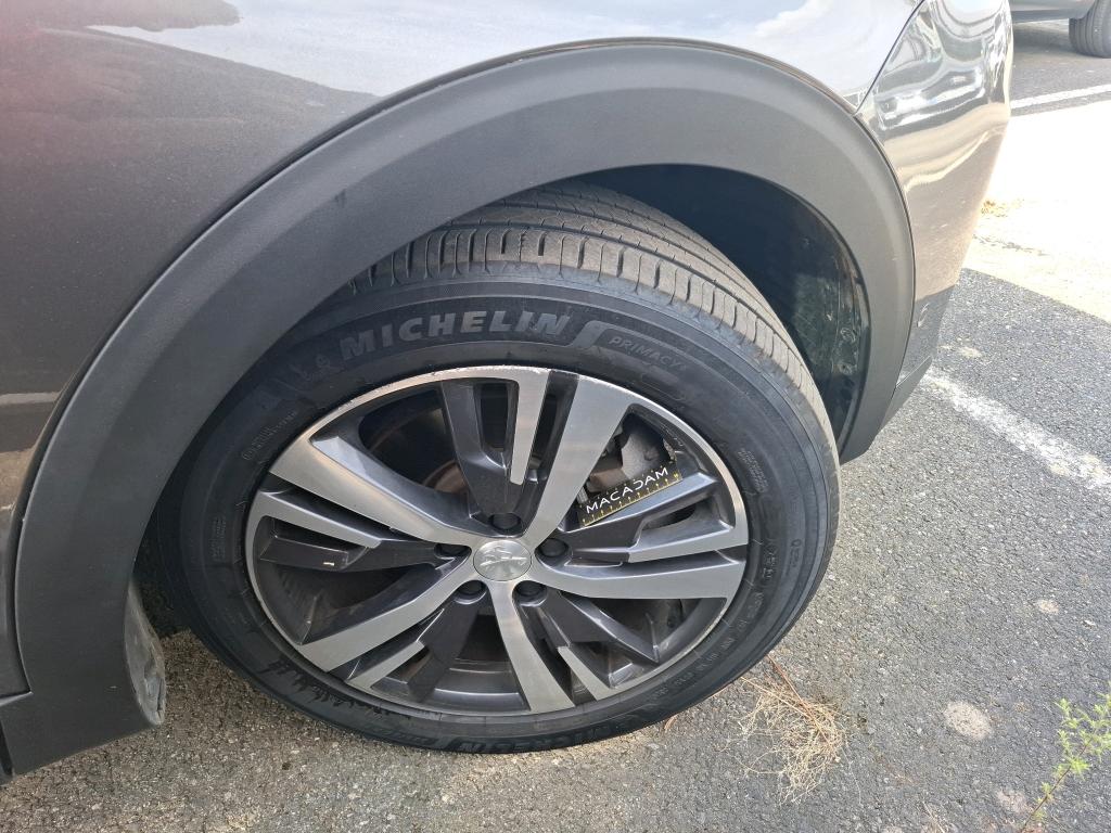 PEUGEOT 3008 Hybrid 225 e-EAT8 Allure Pack 2023