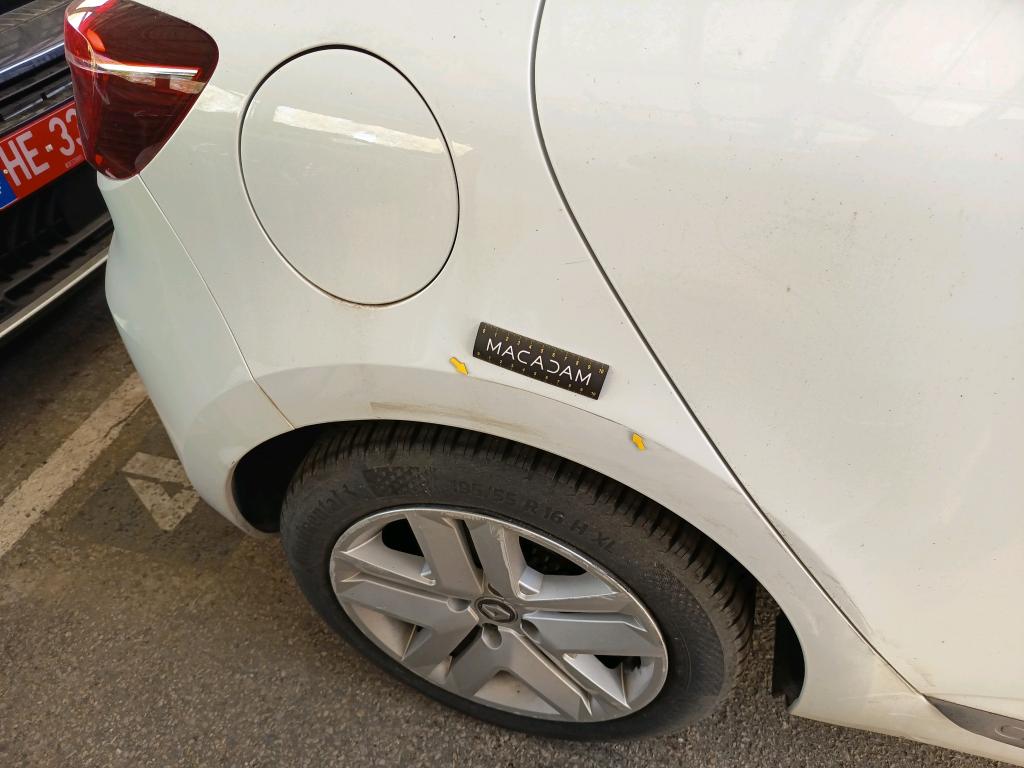 RENAULT CLIO V TCe 90 - 21 Business 2021