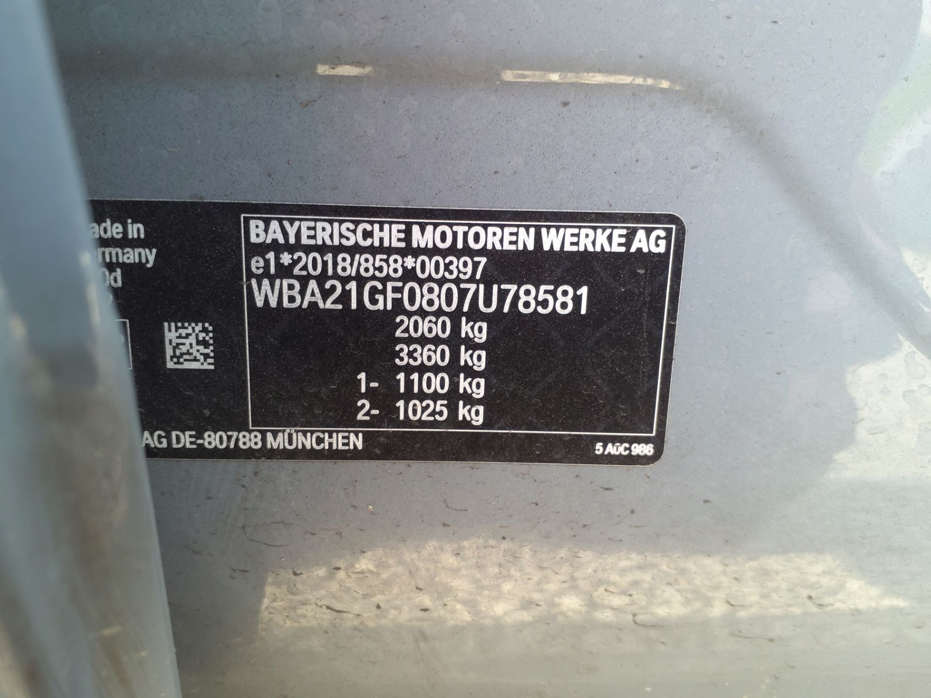 BMW  2025