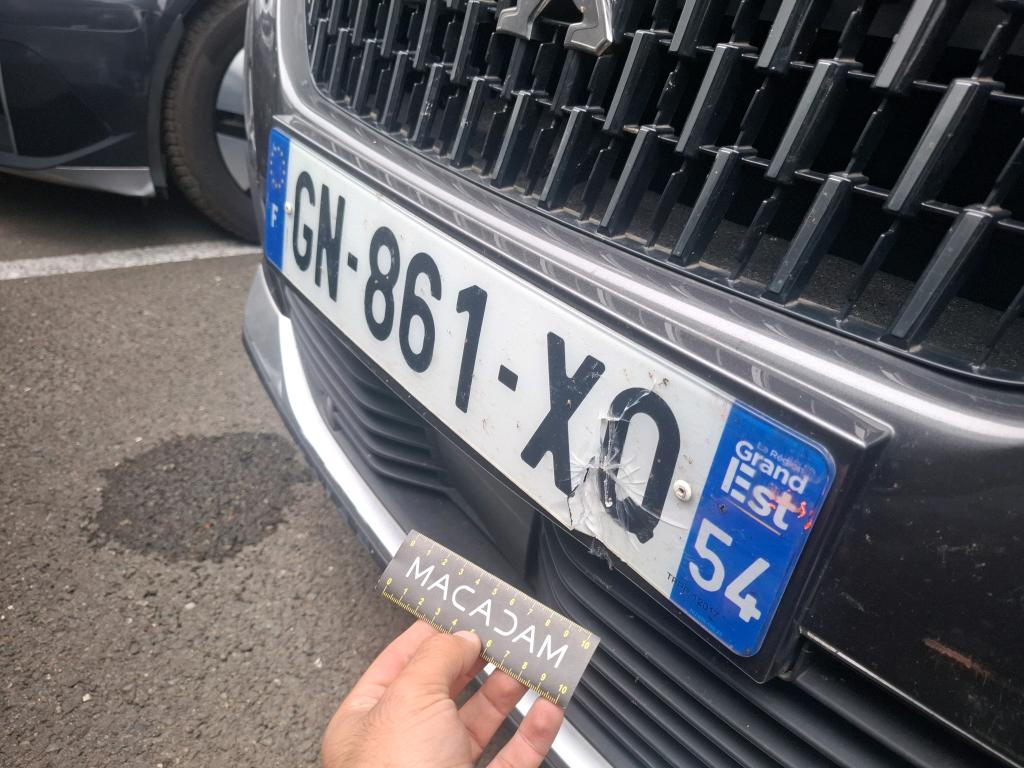 PEUGEOT 2008 PureTech 130 S&S EAT8 GT 2023