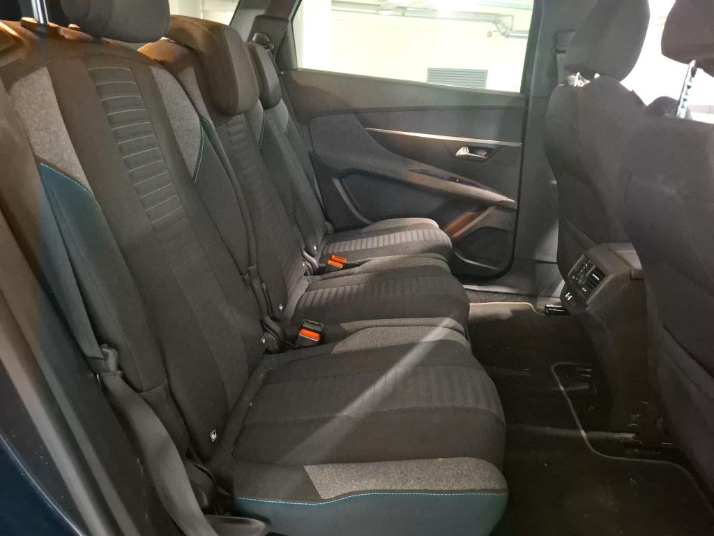 PEUGEOT 5008 PureTech 130ch S&S EAT8 Style 2022