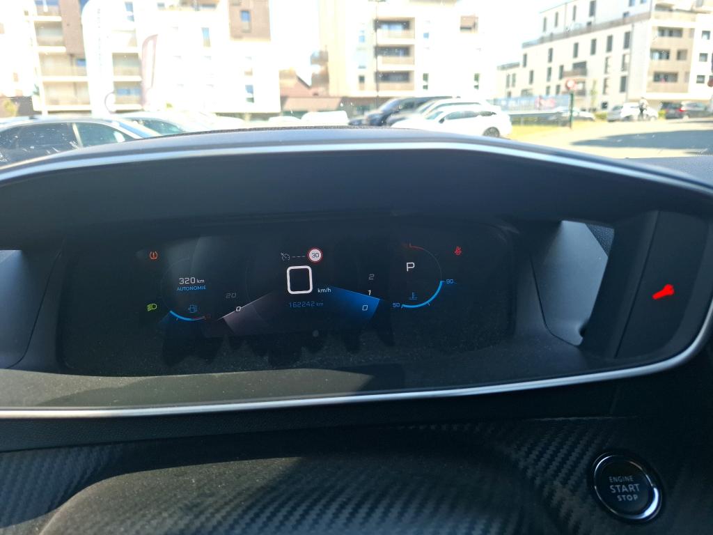 PEUGEOT 2008 BlueHDi 130 S&S EAT8 Allure Pack 2022