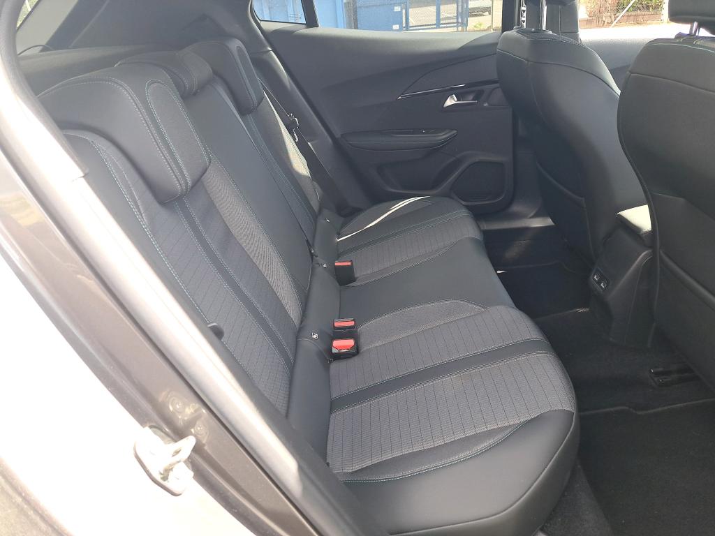 PEUGEOT 2008 BUSINESS PureTech 130 S&S EAT8 Allure 2021