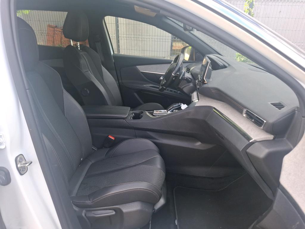 PEUGEOT 3008 Hybrid 225 e-EAT8 GT 2023