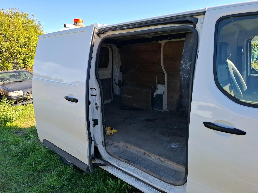 CITROEN JUMPY FOURGON FGN M BLUEHDI 145 S&S BVM6 CLUB 2022