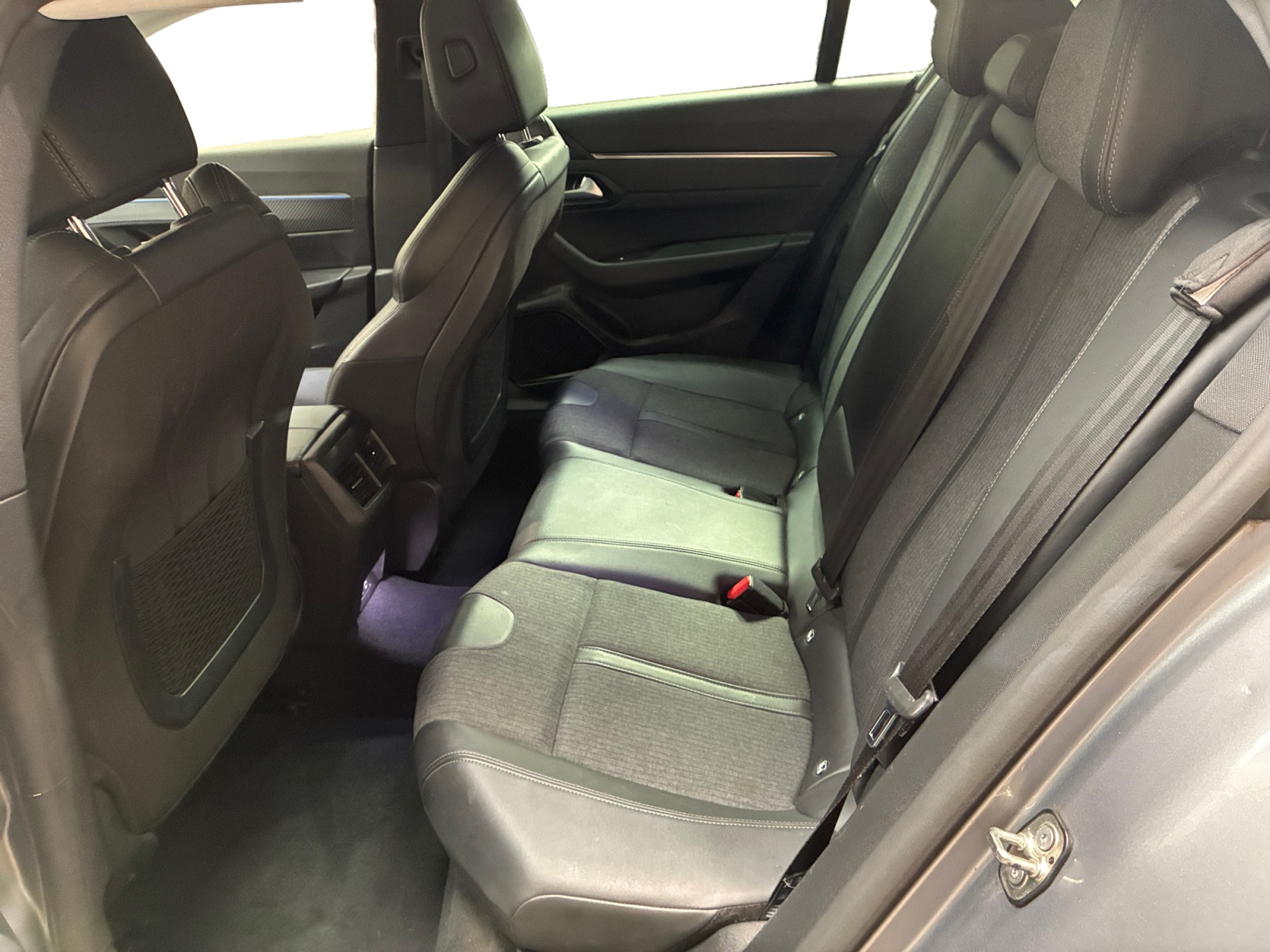 PEUGEOT 508 SW Hybrid 225 e-EAT8 Allure Pack 2021