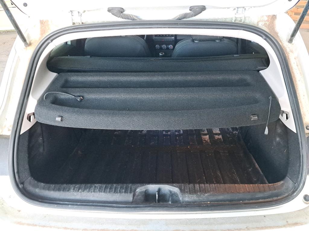 RENAULT CLIO SOCIETE BLUE DCI 85 AIR NAV 2019