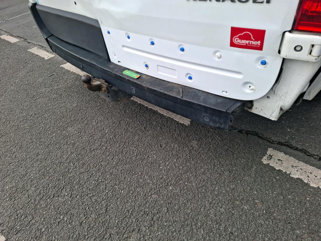 RENAULT MASTER FOURGON FGN L2H2 3.5t 2.3 dCi 130 E6 GRAND CONFORT 2018