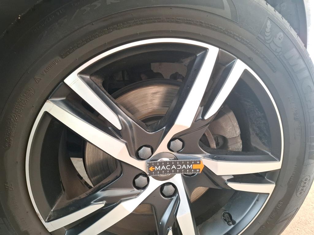 VOLVO XC40 D4 AWD AdBlue 190 ch Geartronic 8 R-Design 2019