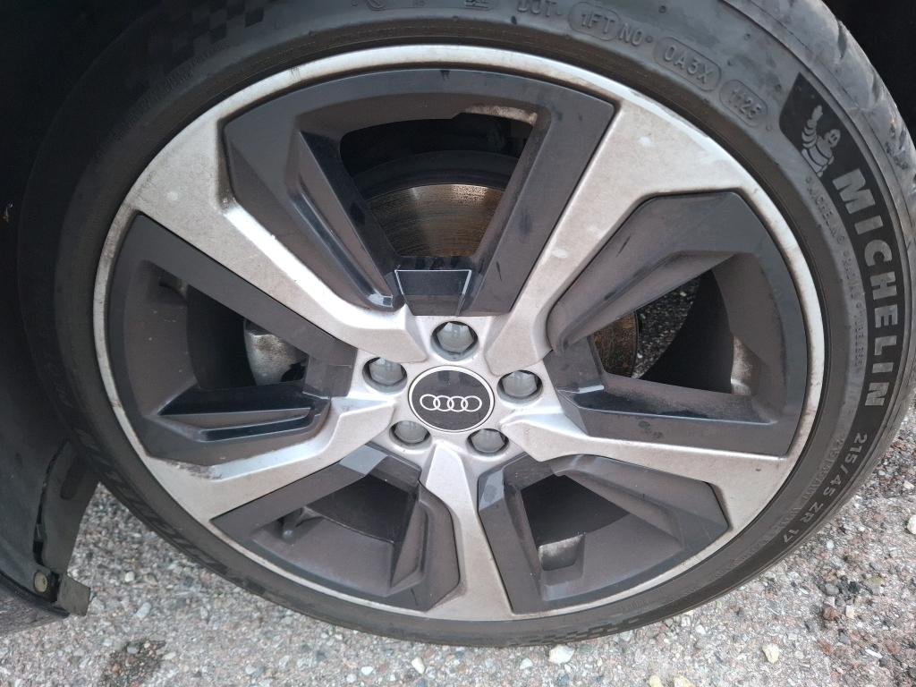 AUDI A1 SPORTBACK 30 TFSI 110 ch S tronic 7 Design 2021