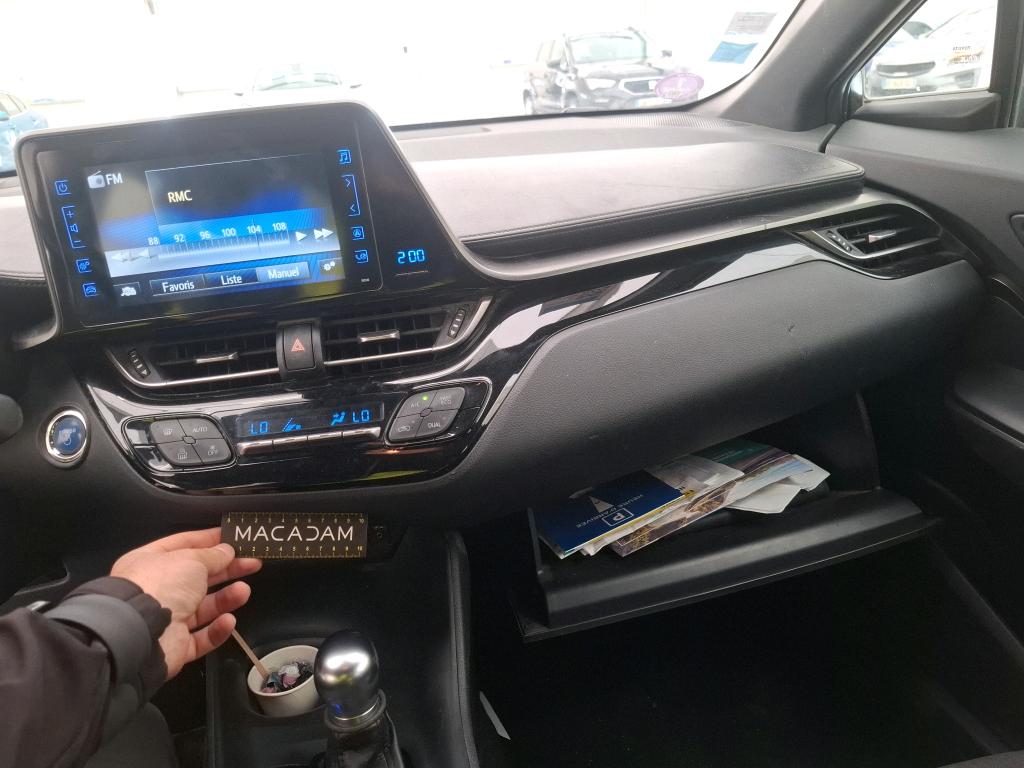 TOYOTA C-HR HYBRIDE 122h Dynamic 2019