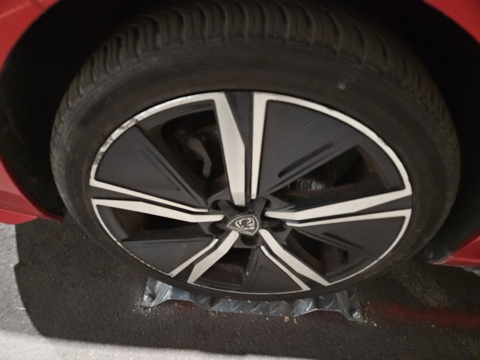 PEUGEOT 308 SW BlueHDi 130ch S&S EAT8 GT 2024