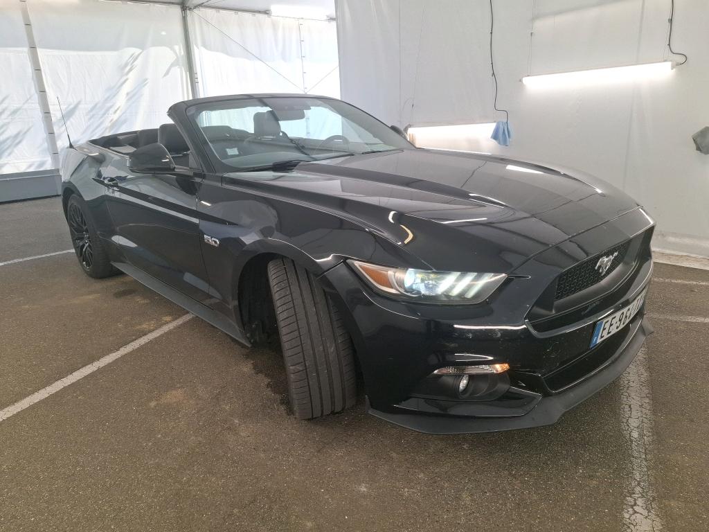 FORD MUSTANG CONVERTIBLE V8 5.0 421 GT A 2016
