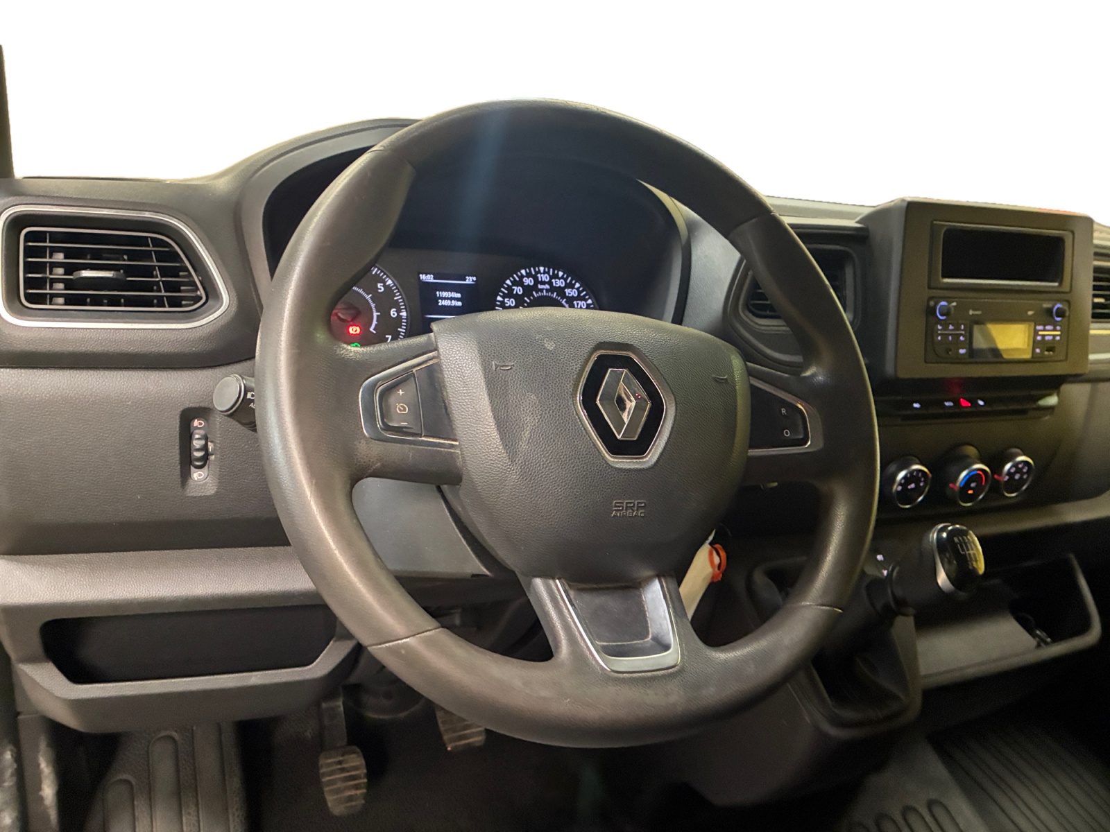 RENAULT MASTER FGN TRAC F3300 L2H2 DCI 135 GRAND CONFORT 2020