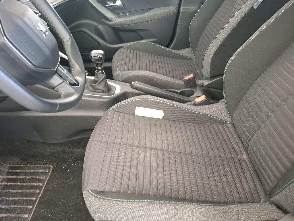 PEUGEOT 2008 PureTech 100 S&S BVM6 Style 2023