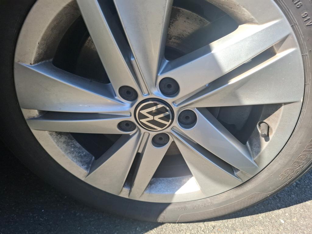 VOLKSWAGEN GOLF SW 2.0 TDI SCR 115 DSG7 Life Business 2021