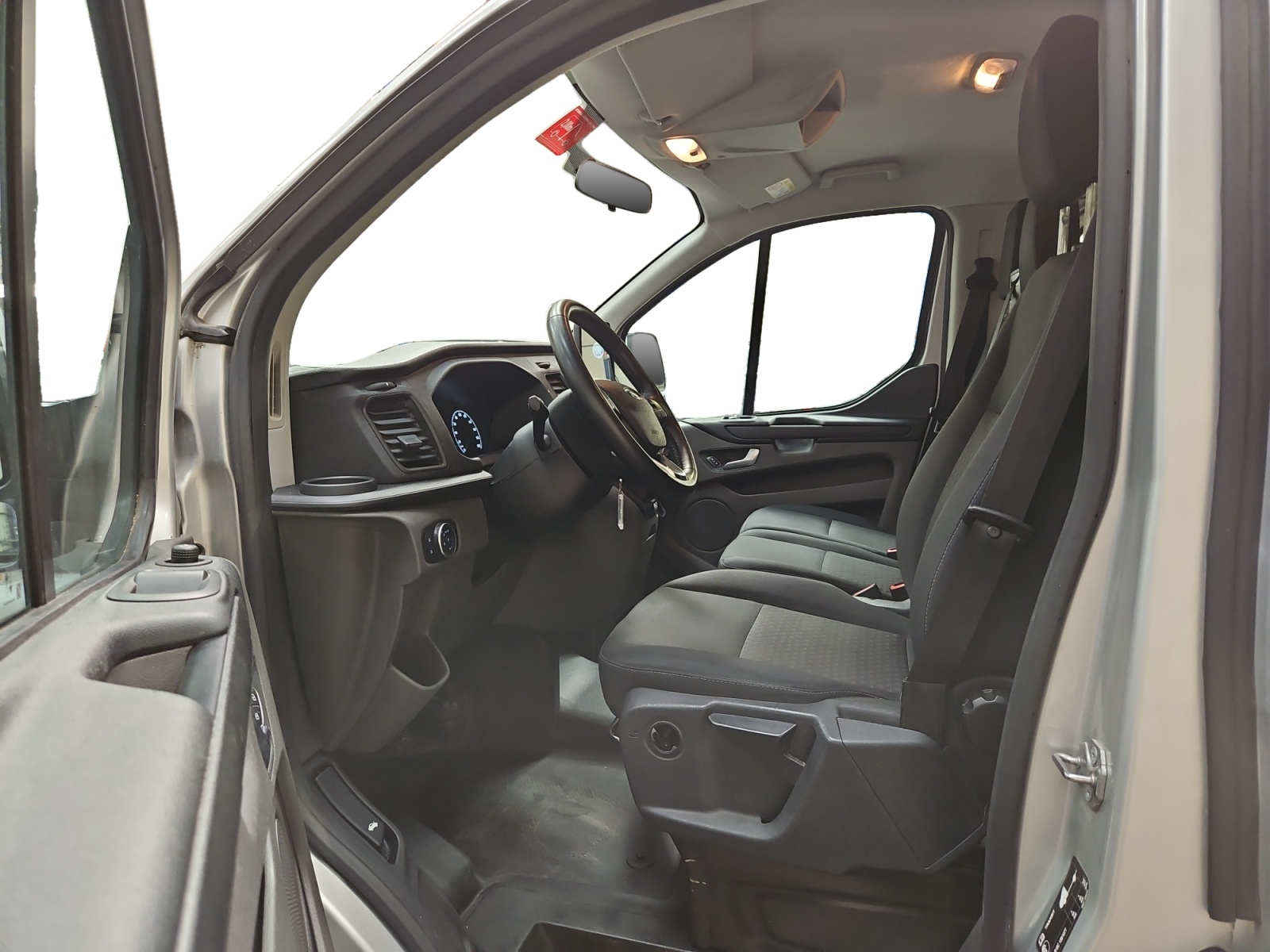 FORD TRANSIT Custom KOMBI 320 L2H1 2.0 EcoBlue 130 Trend Business 9pl 2023