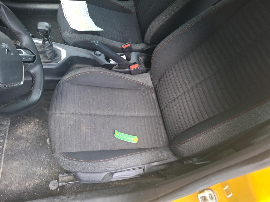 PEUGEOT 208 BlueHDi 100 S&S BVM6 Active 2022