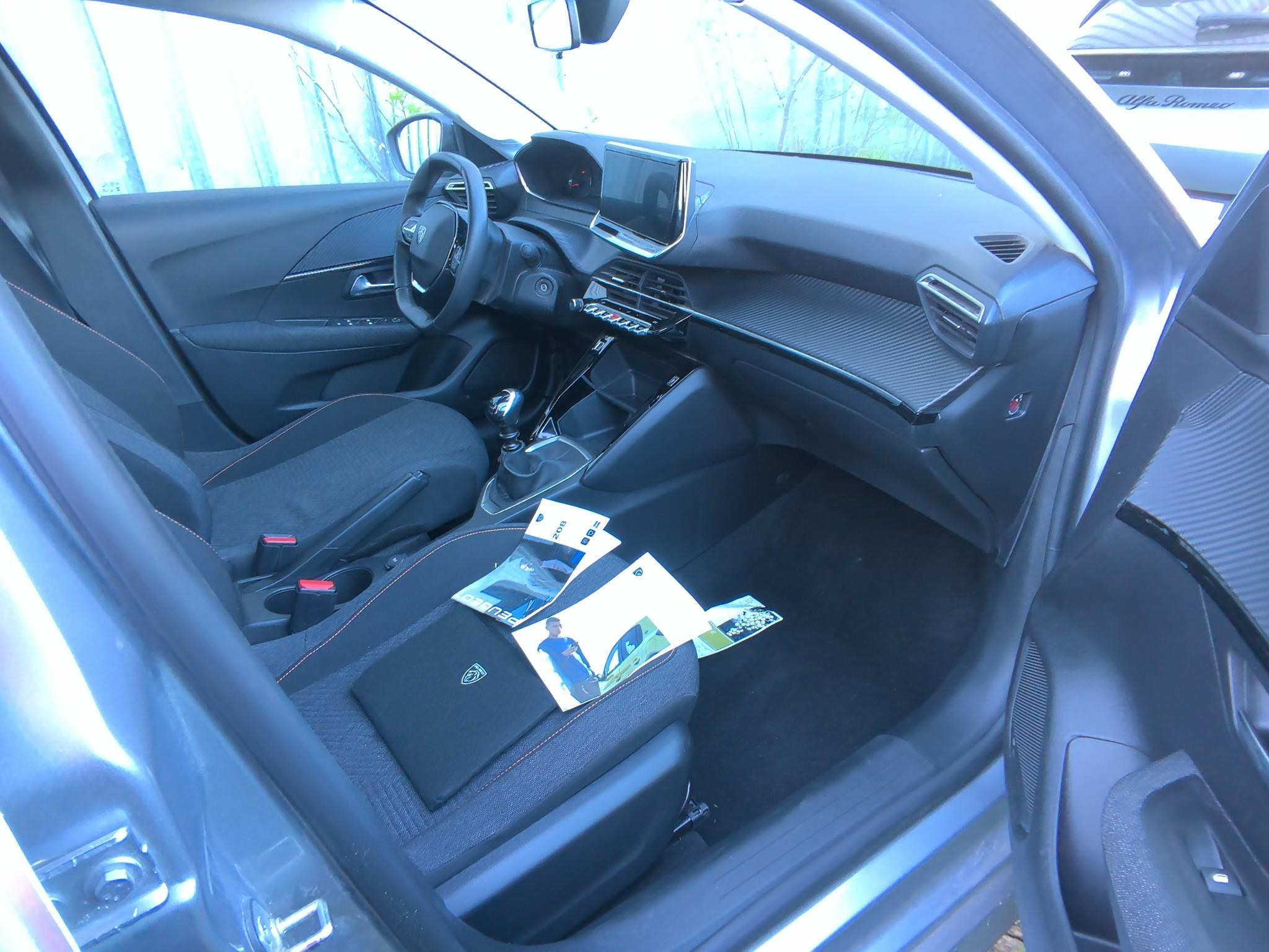 PEUGEOT 208 100ch S&S BVM6 Style 2025