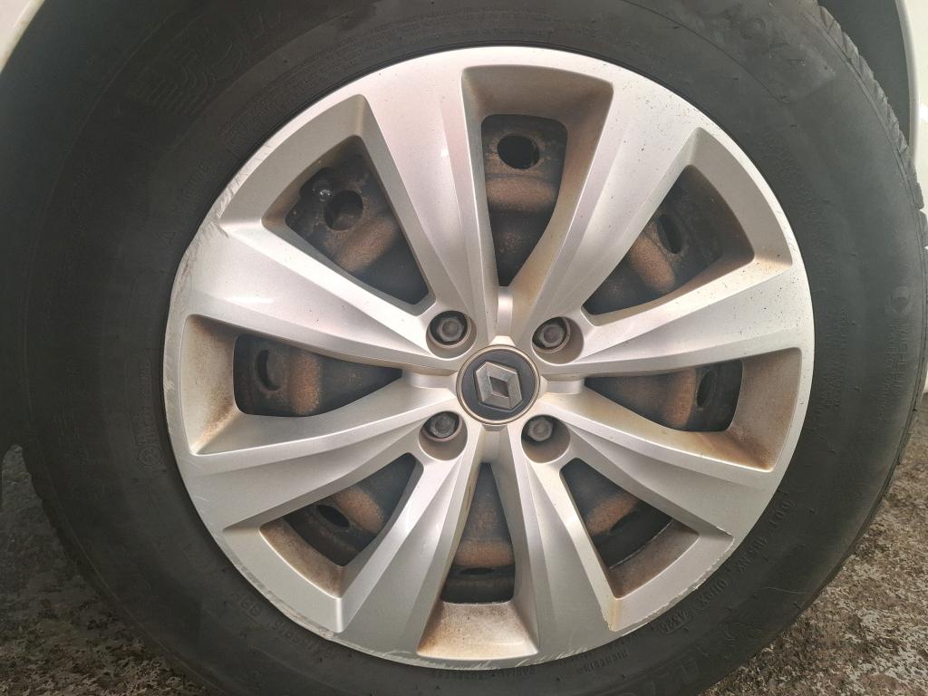 RENAULT CLIO SOCIETE BLUE DCI 85 AIR NAV 2020