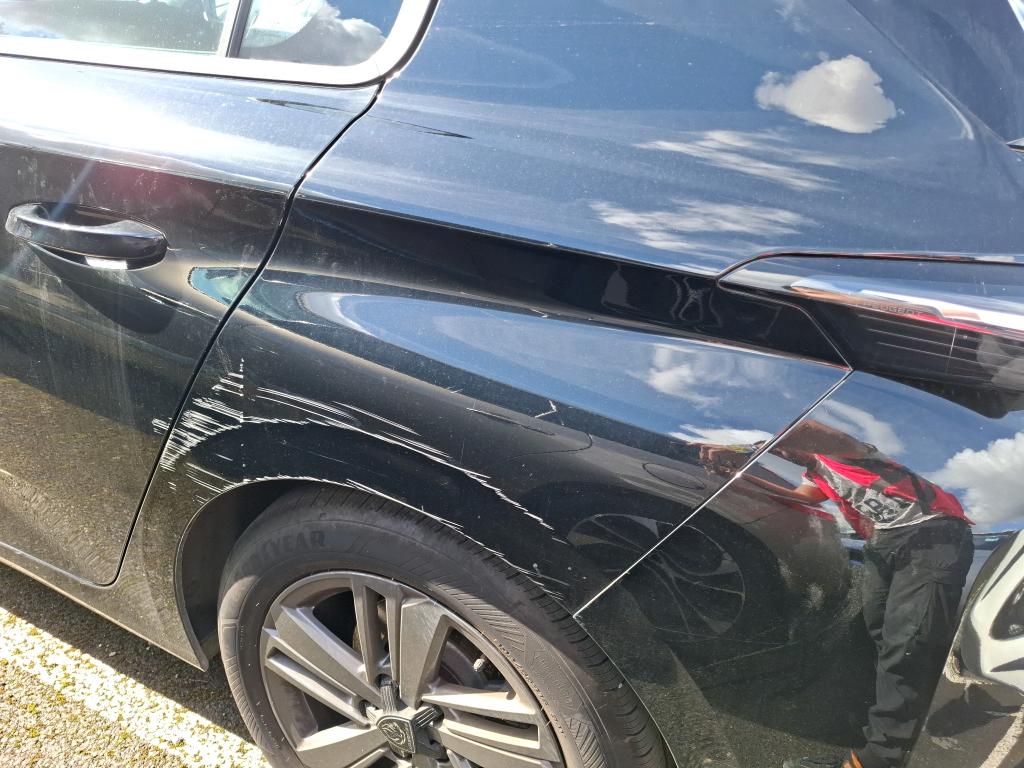 PEUGEOT 308 PureTech 130ch S&S EAT8 Active Pack 2023