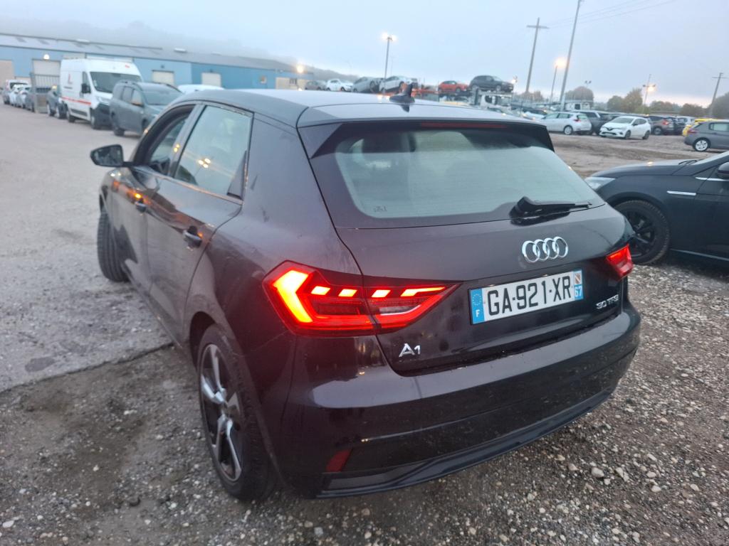 AUDI A1 SPORTBACK 30 TFSI 110 ch S tronic 7 Design 2021