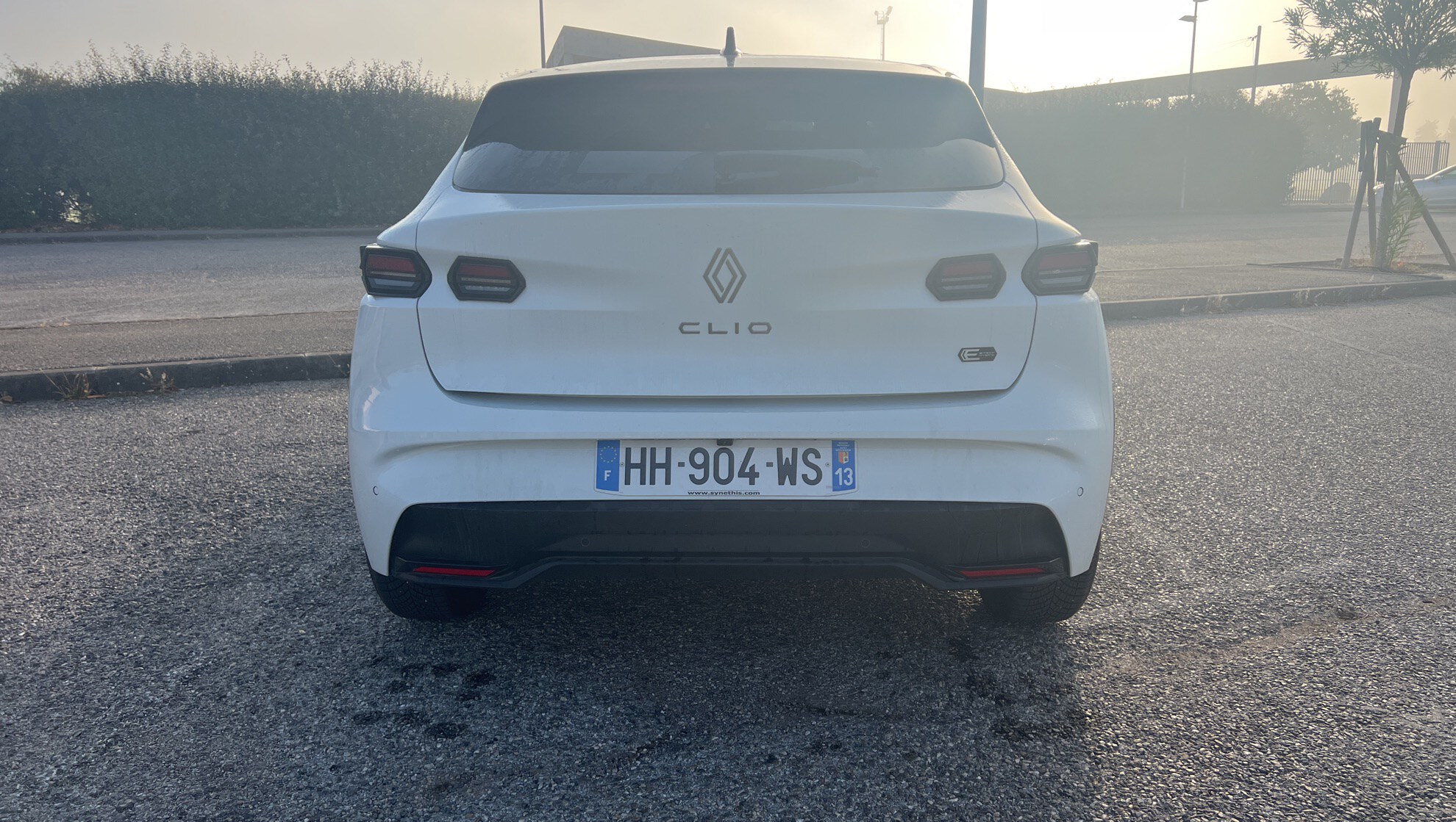 RENAULT CLIO VI HYBRID E-Tech full 160 ch Techno 2026