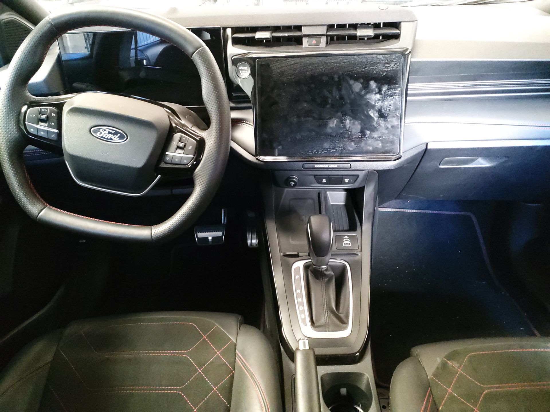 FORD PUMA 1.0 EcoBoost 125 ch mHEV S&S Powershift ST-Line Design 2 2025