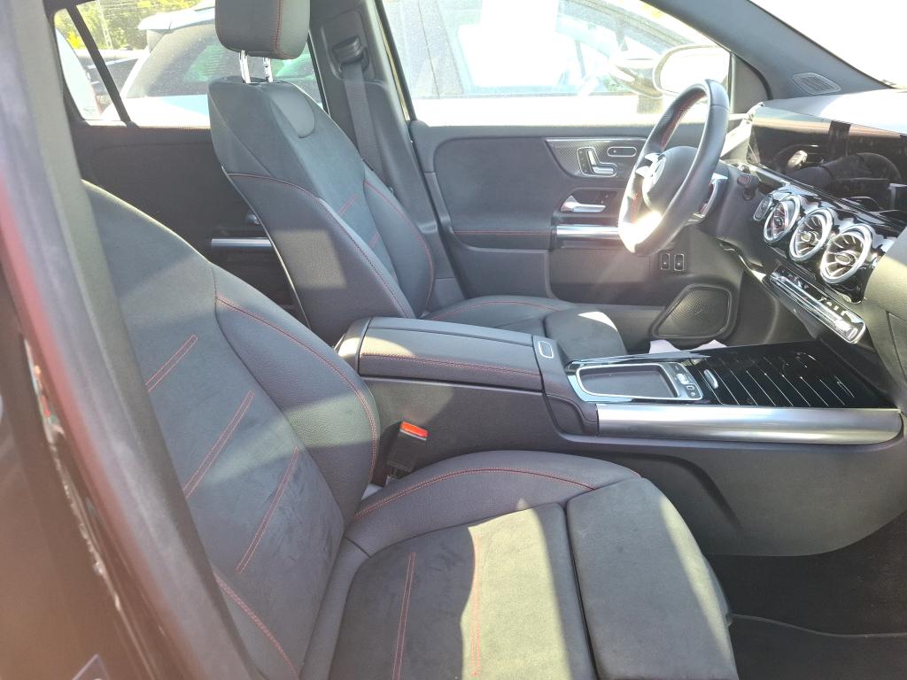 MERCEDES-BENZ GLA 250 e Hybrid EQ 8G-DCT AMG Line 2025
