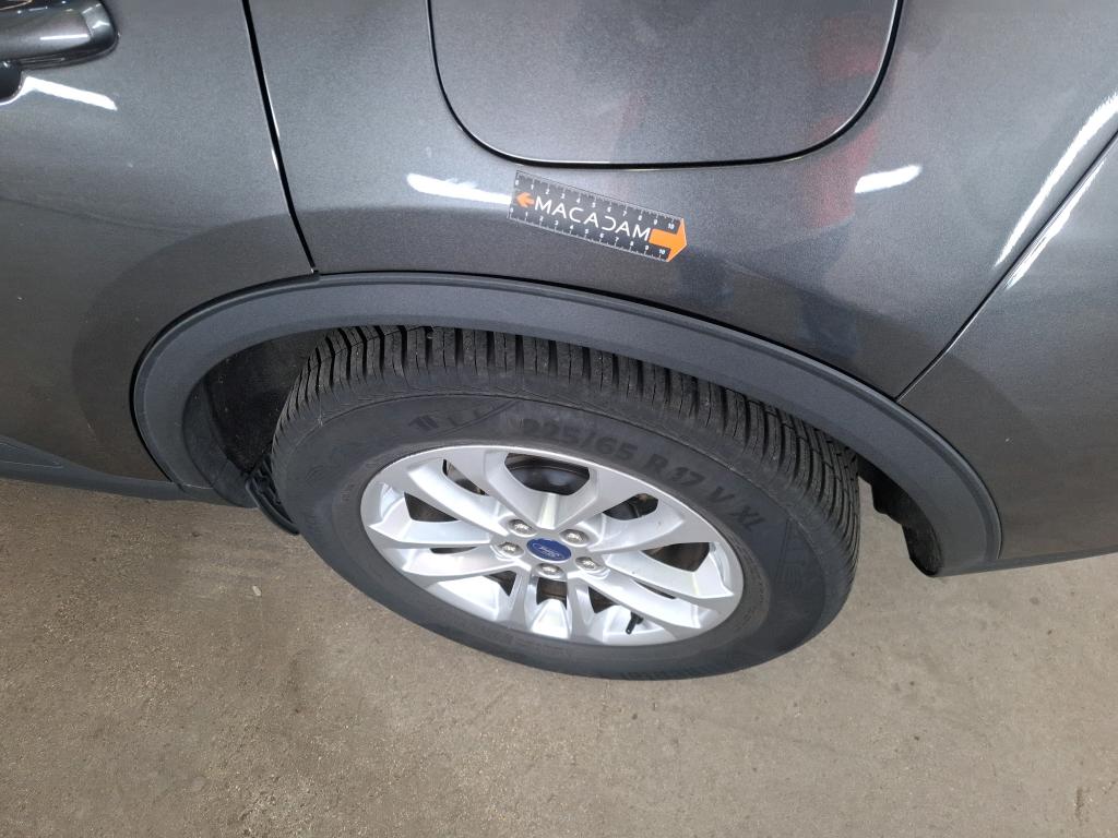FORD KUGA 1.5 EcoBlue 120 Powershift Titanium 2022