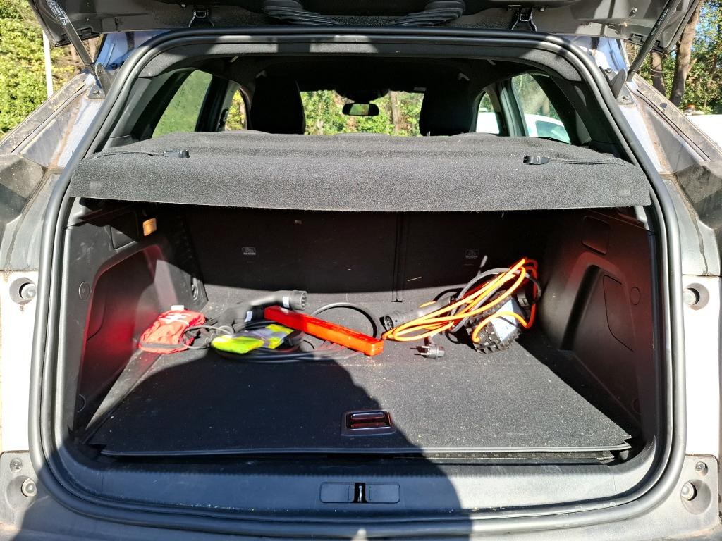 PEUGEOT 3008 Hybrid 225 e-EAT8 Active Pack 2023