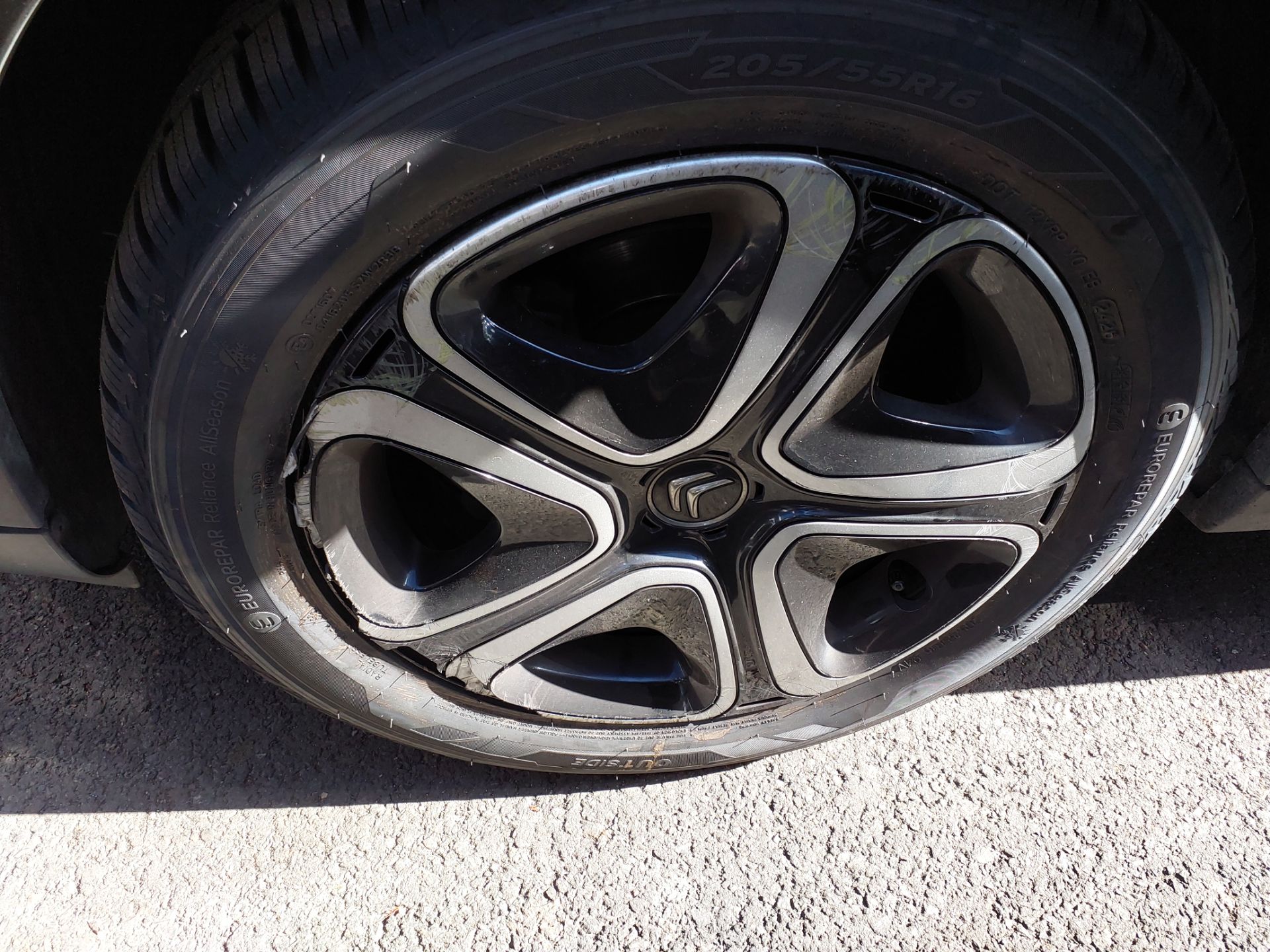 CITROEN C3 PureTech 83 BVM5 Plus 2024