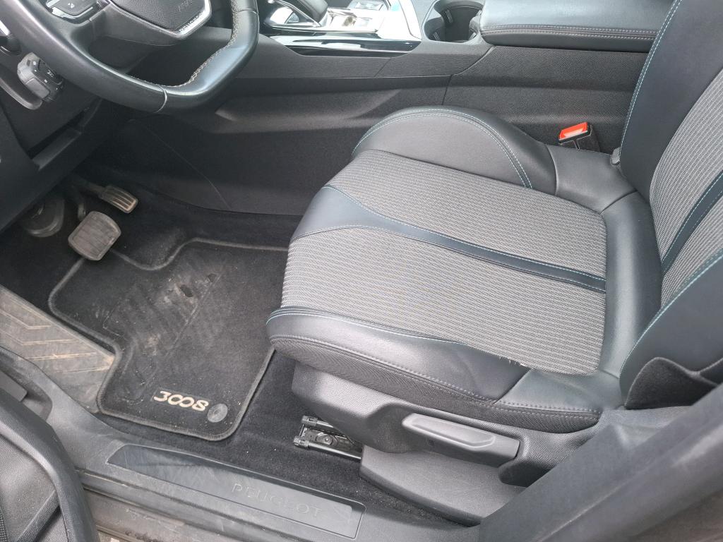 PEUGEOT 3008 Hybrid 225 e-EAT8 Allure Pack 2022