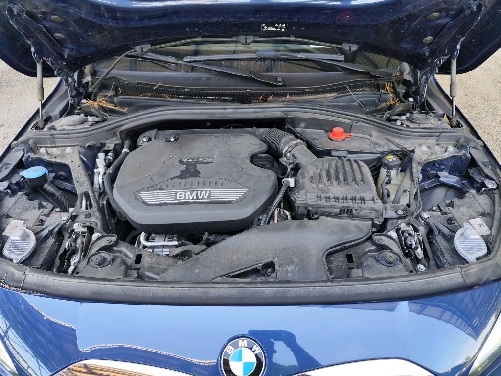 BMW SERIE 1 F40 116d 116 ch DKG7 Business Design 2021