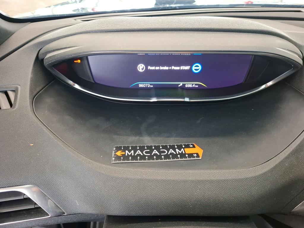 PEUGEOT 3008 Hybrid 225 e-EAT8 GT 2021