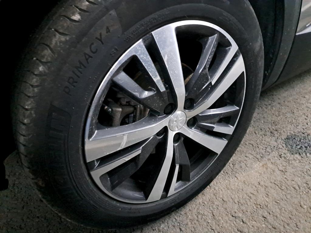 PEUGEOT 3008 Hybrid 225 e-EAT8 Allure Pack 2023