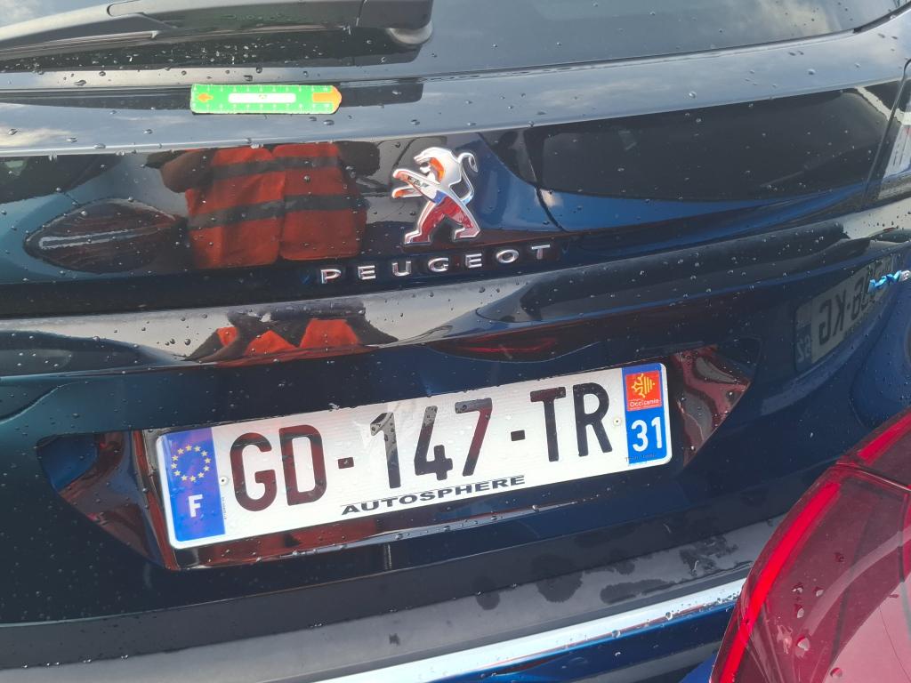 PEUGEOT 3008 Hybrid 225 e-EAT8 Allure Pack 2021
