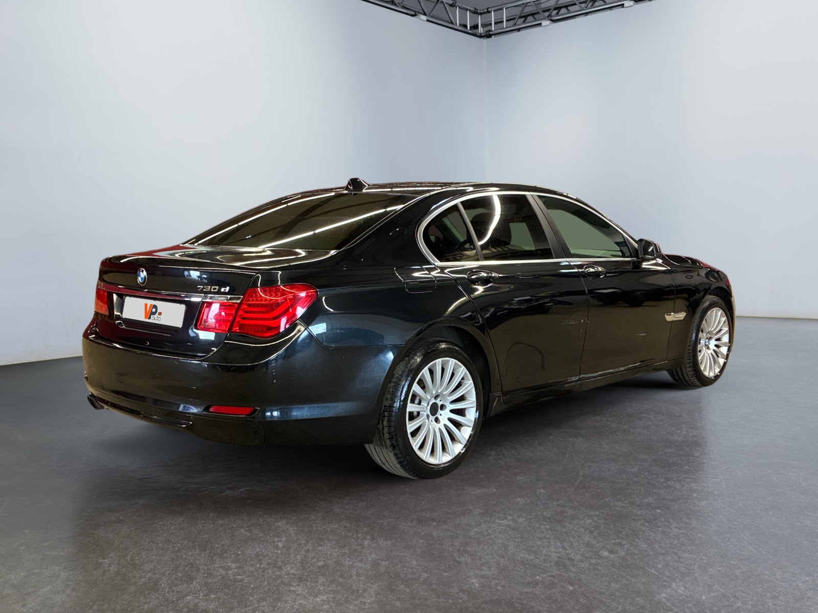 BMW SERIE 7 F01/F02/F04 730d Luxe A 2011