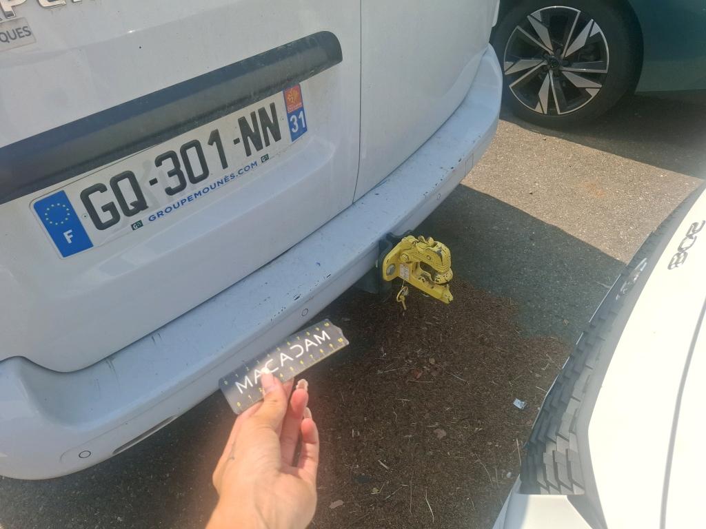 PEUGEOT EXPERT FOURGON TOLE M BLUEHDI 145 BVM6 2023